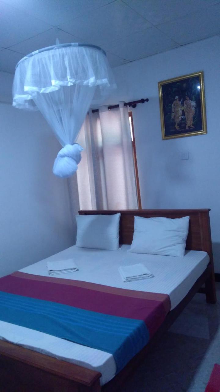 Umaya Holiday Home Anuradhapura Exterior photo