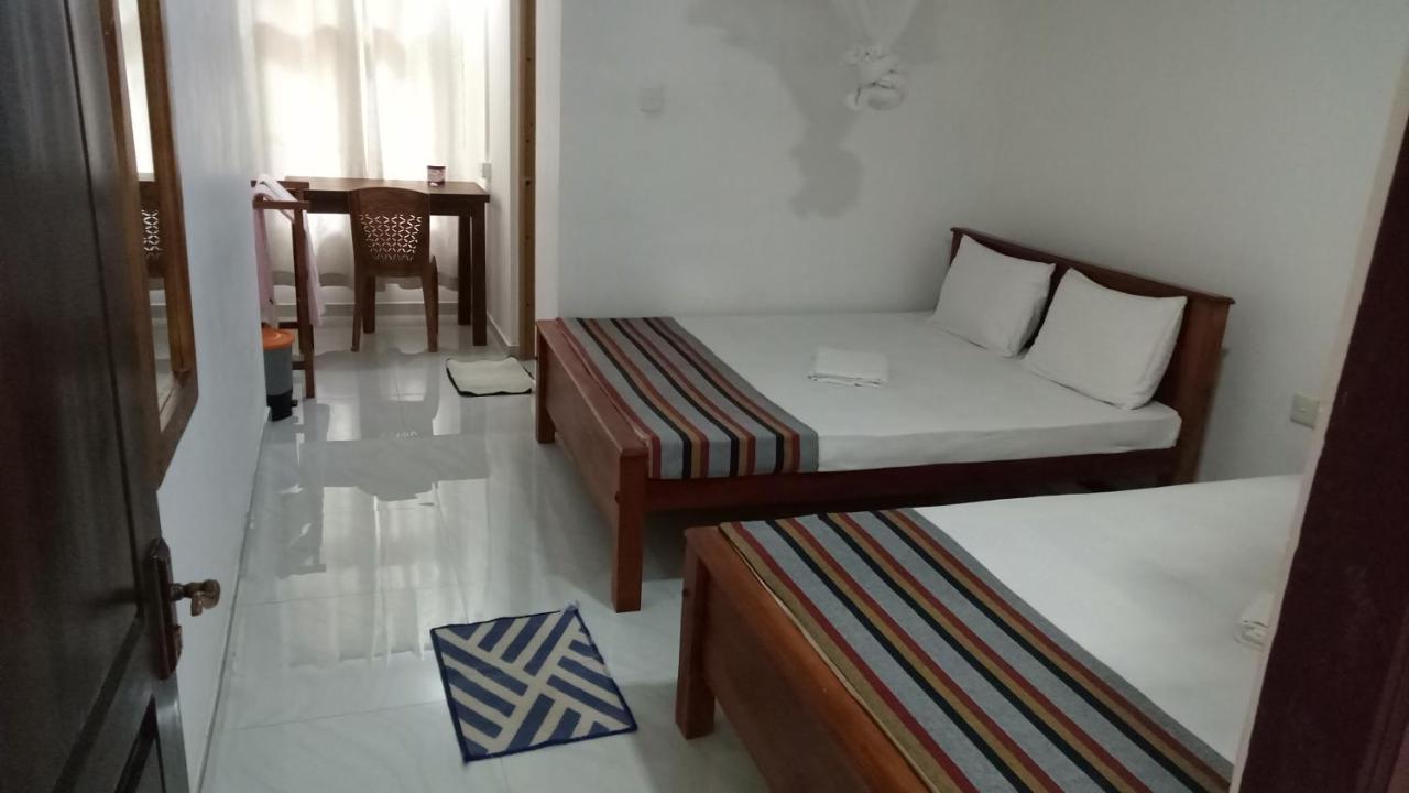 Umaya Holiday Home Anuradhapura Exterior photo